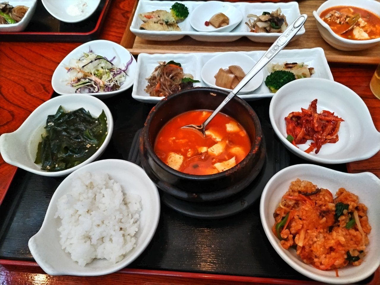 韓国料理のランチ��