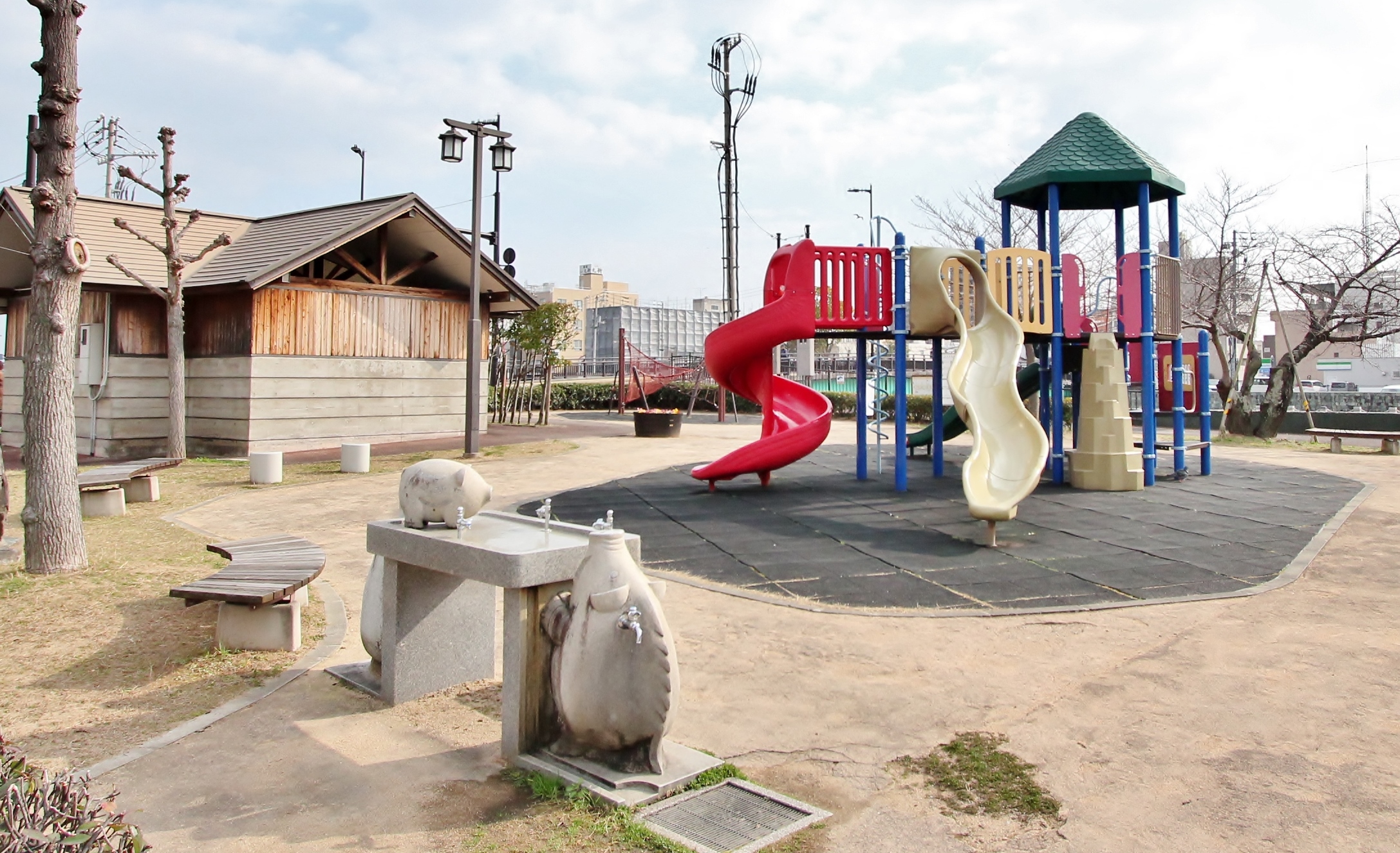 新町川公園こども広場 徳島市南内町 徳島のええとこ紹介するじょ 自然豊かな 徳島の魅力 を多方面からご紹介
