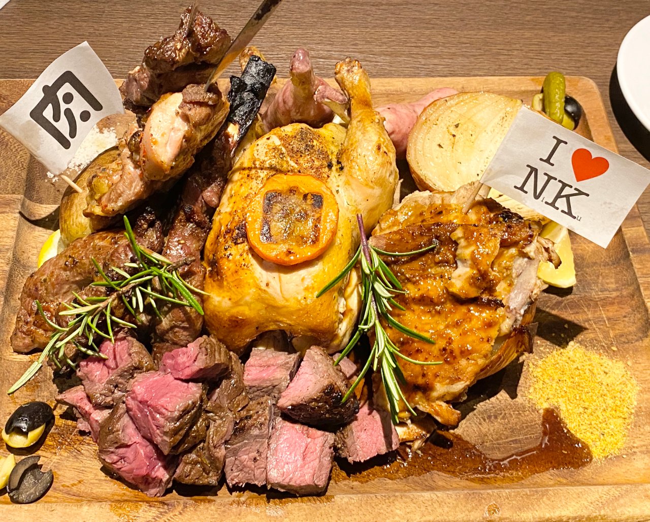 秋葉原の肉バル 肉ソン大統領へ行って来ました 群馬県 高崎市のlixil不動産ショップ トウショウレックス