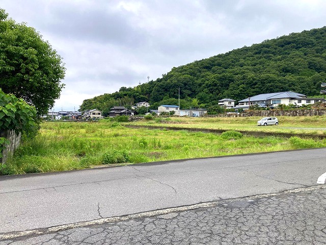 【新着物件】高松市西春日町売り土地約1007坪　1000万円