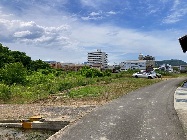 【新着物件】高松市一宮町売り土地　783坪　1560万円