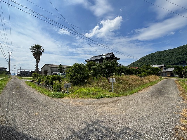 【新着物件】高松市香川町浅野売り土地　約678坪　790万円