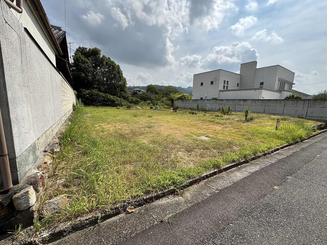 【新着物件】牟礼町大町 売り土地 約164坪 1,300万円