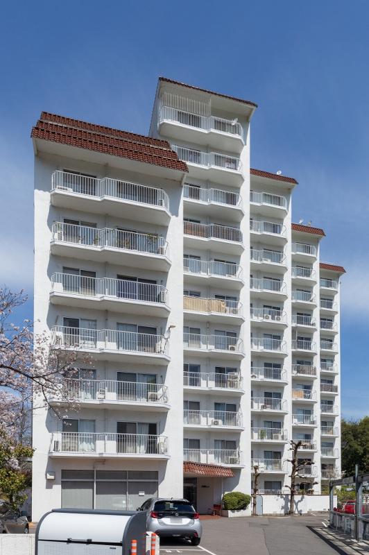 ☆価格変更☆石清尾ハイツ　3LDK　350万円