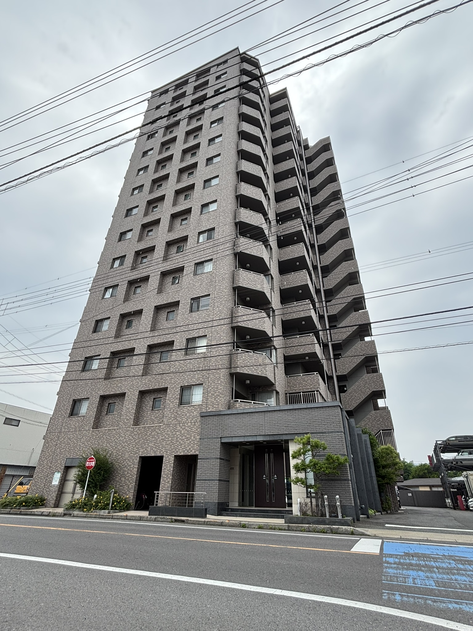 ☆価格変更☆ロイヤルガーデン三条　3LDK　2080万円