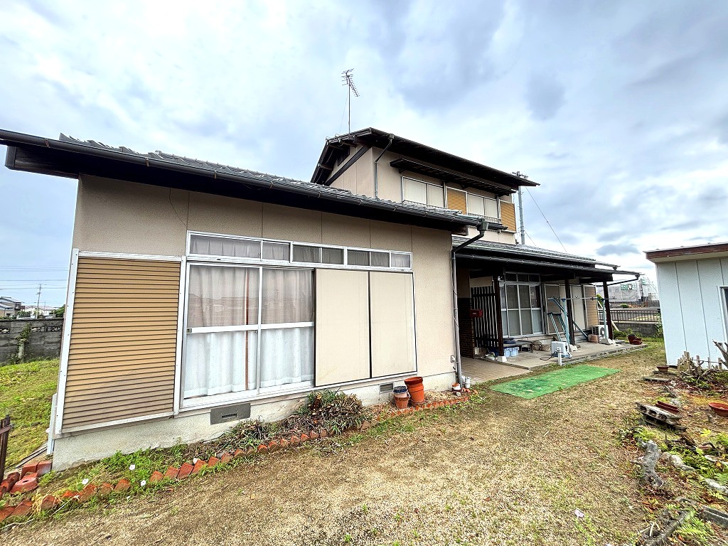 【新着物件】高松市円座町中古戸建　6DK　300万円