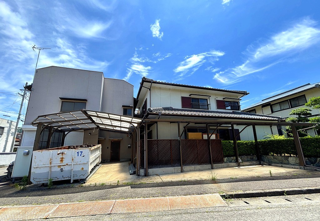 ☆価格変更☆高松市屋島東町　中古戸建＋事務所　900万円