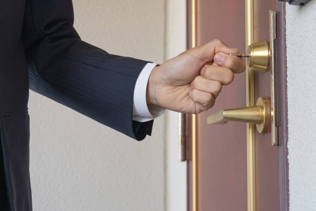 &#55356&#57312初めての一人暮らしガイド｜契約と設備の選び方のポイント✨